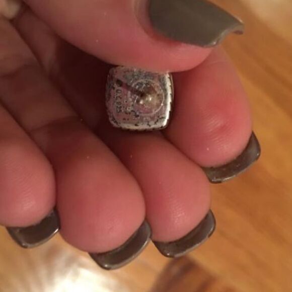 David Yurman Petite Albion Earrings - Picture 3 of 5